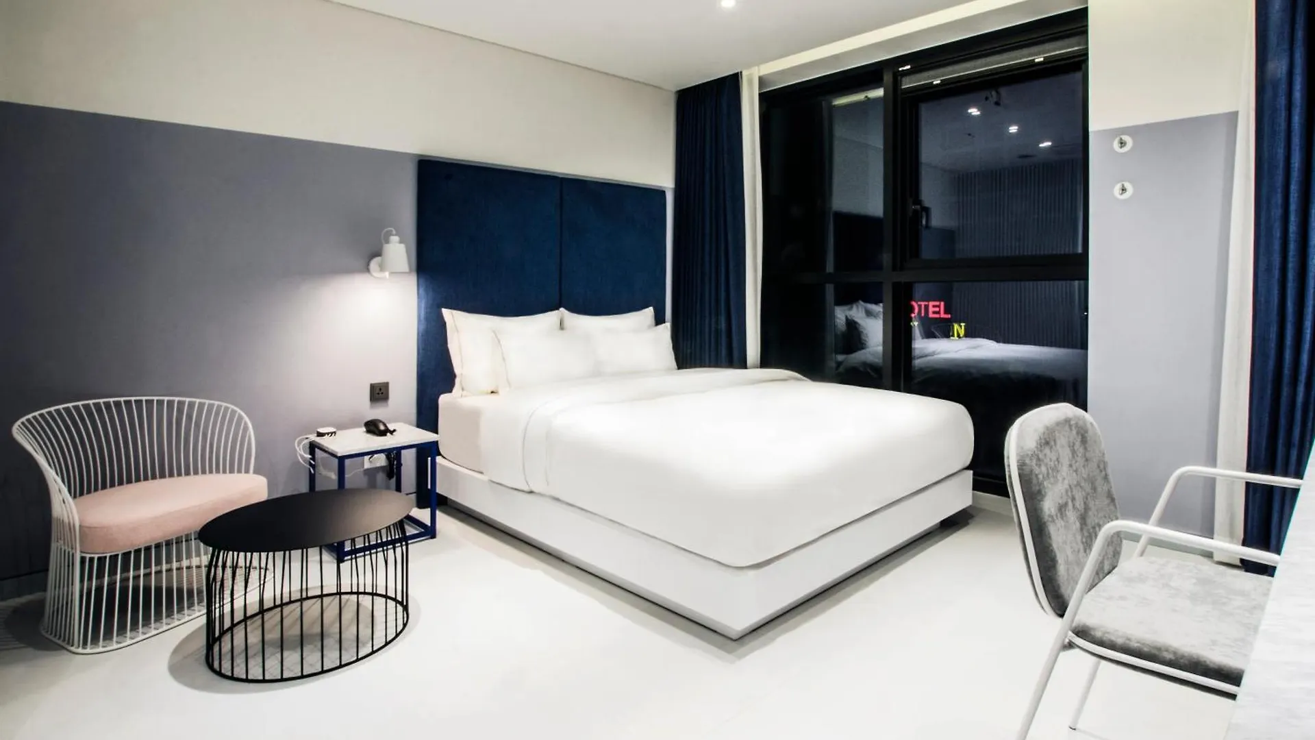 **  Hotel The Castle Jamsil#1 Seoul South Korea